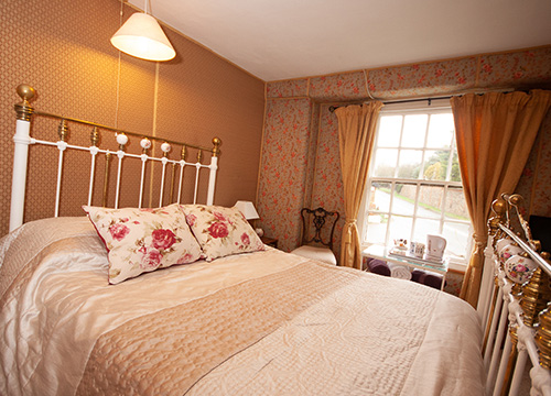 Rooms | Bed and Breakfast in Suffolk | The Bridge Street Historic Guest House gallery image 3